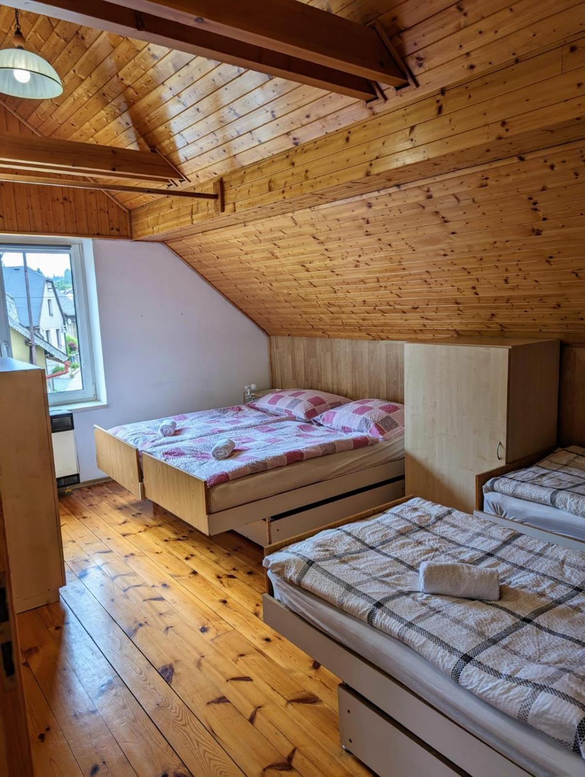 Apartman V Pensionu U Holzaepfelu Červený Kostelec Zewnętrze zdjęcie